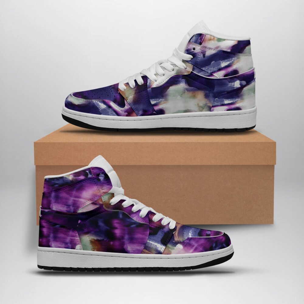 Chic Simple Trainers with Subtle Edge – Cat Maverick